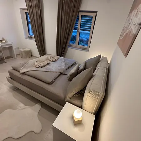 Donau Living New Near And Highway Apartment *