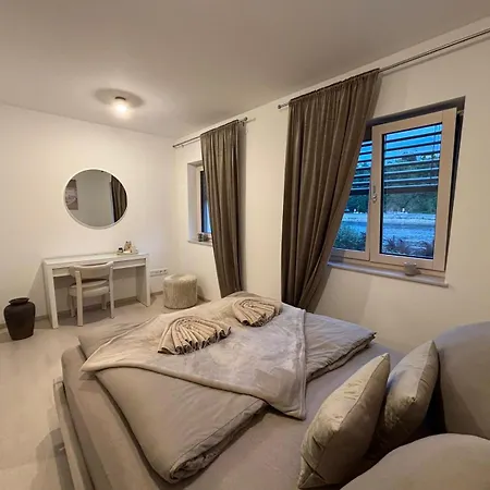 Apartment Donau Living New Near And Highway *