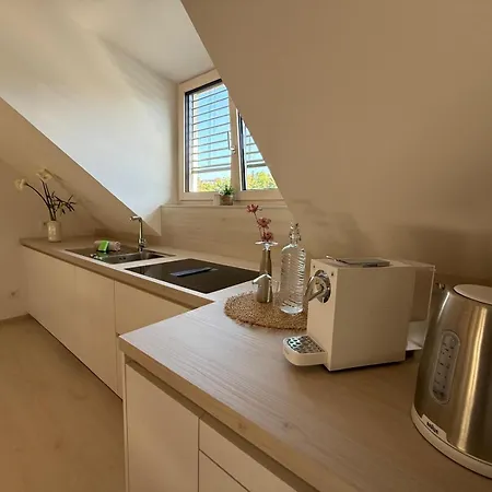Donau Living New Near And Highway * Linz